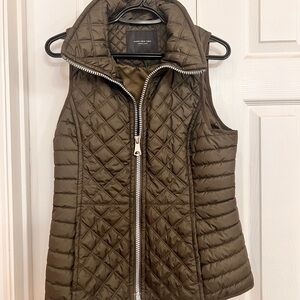 Marc New York Quilted Army Green Vest